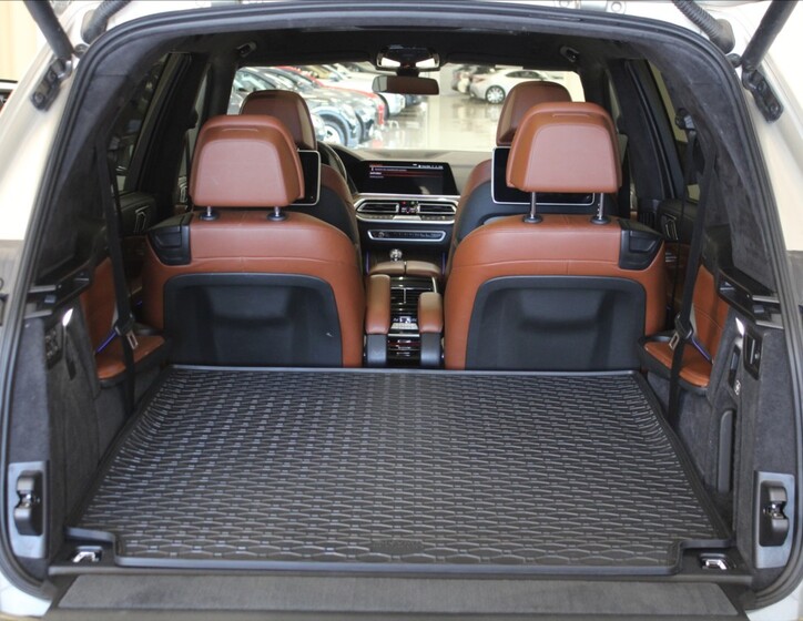 BMW X7 39