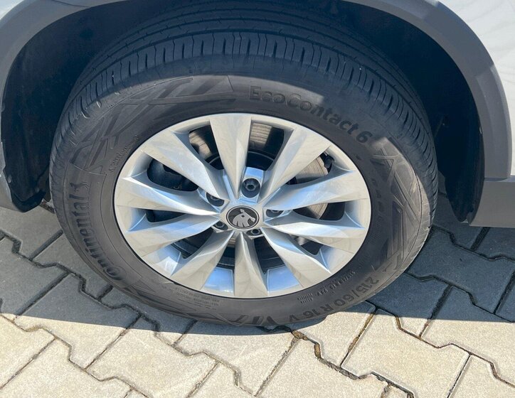 Škoda Karoq Hatchback 1,5 l 110 kw