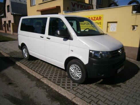 Volkswagen Transporter Kombi 2,0 l 75 kw