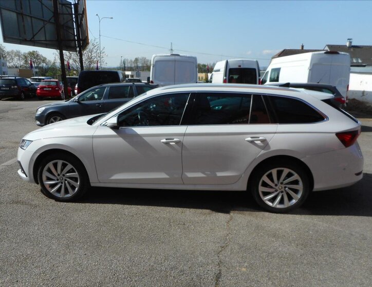Škoda Octavia Kombi 2,0 l 110 kw