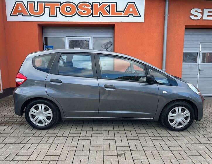 Honda Jazz Hatchback 1,2 l 66 kw
