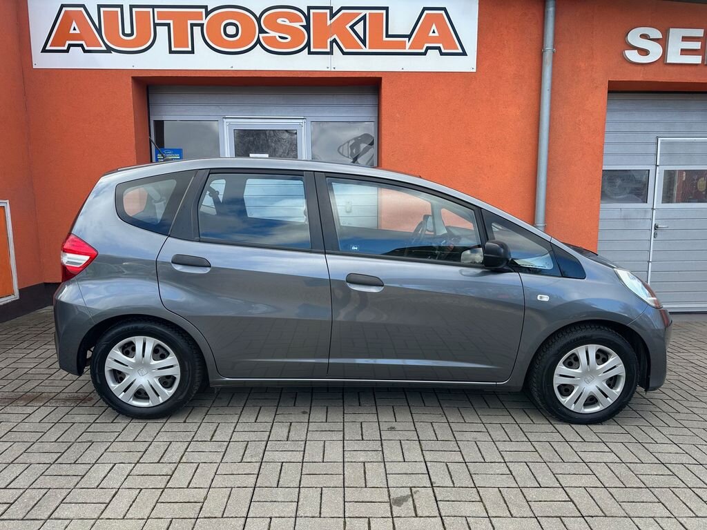 Honda Jazz Hatchback 1,2 l 66 kw