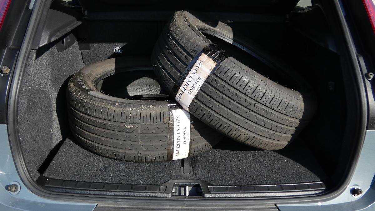 Volvo XC40 SUV / Terénní 1,5 l 95 kw