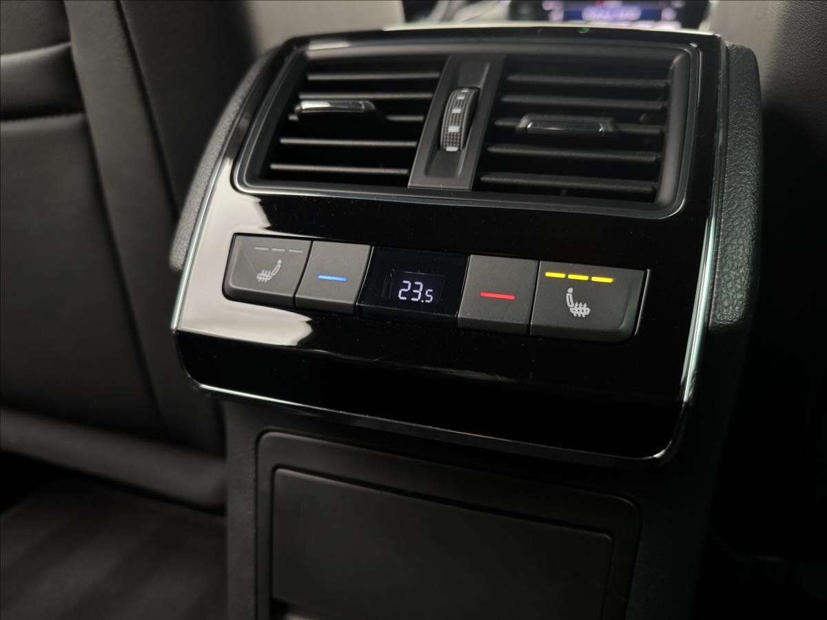 Škoda Superb Kombi 2,0 l 140 kw