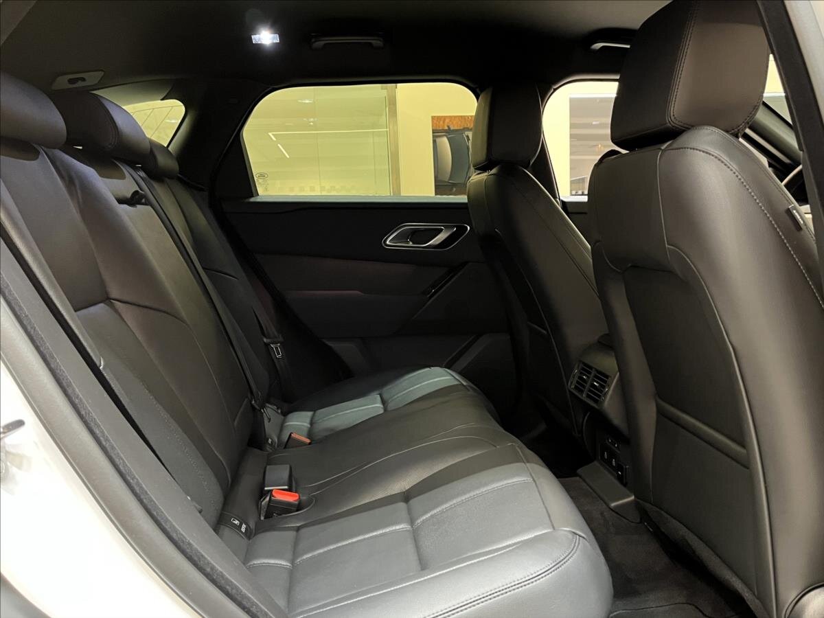 Land Rover Range Rover Velar SUV / Terénní 2,0 l 150 kw