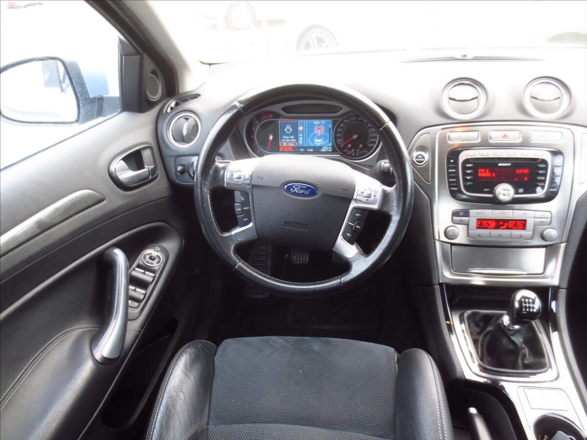 Ford Mondeo Liftback 2,5 l 162 kw