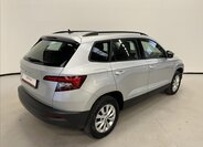 Škoda Karoq SUV 1,5 l 110 kw