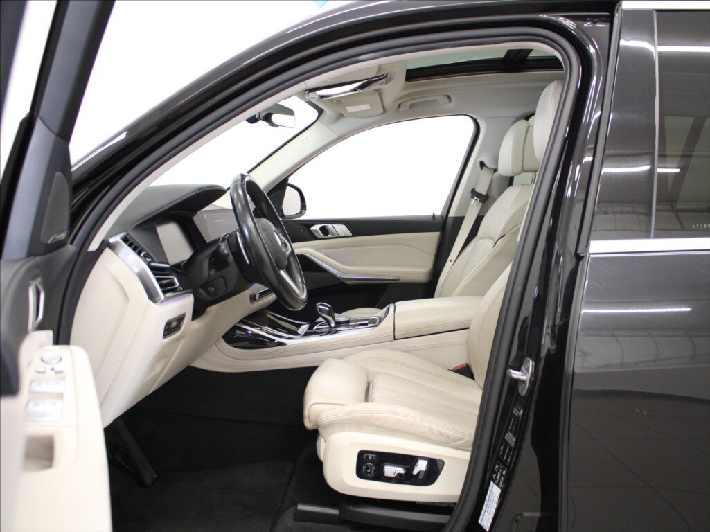 BMW X7 SUV / Terénní 3,0 l 195 kw