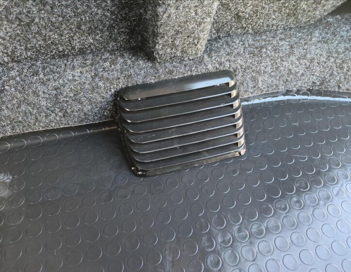 Volkswagen Transporter Kombi 2,5 l 75 kw