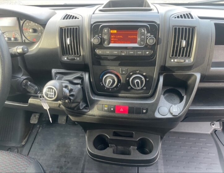 Peugeot Boxer Skříň 2,2 l 121 kw