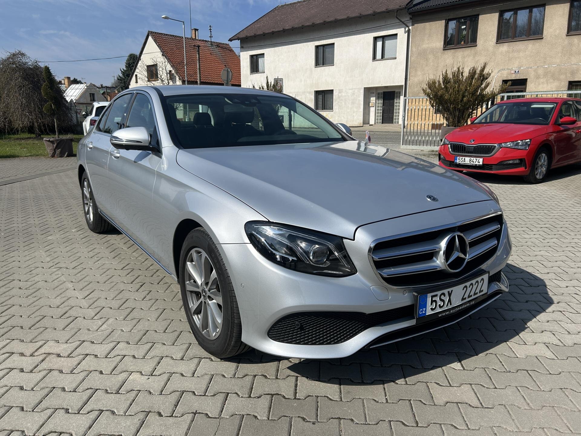 Mercedes-Benz Třídy E Sedan / Limuzína 3,0 l 190 kw