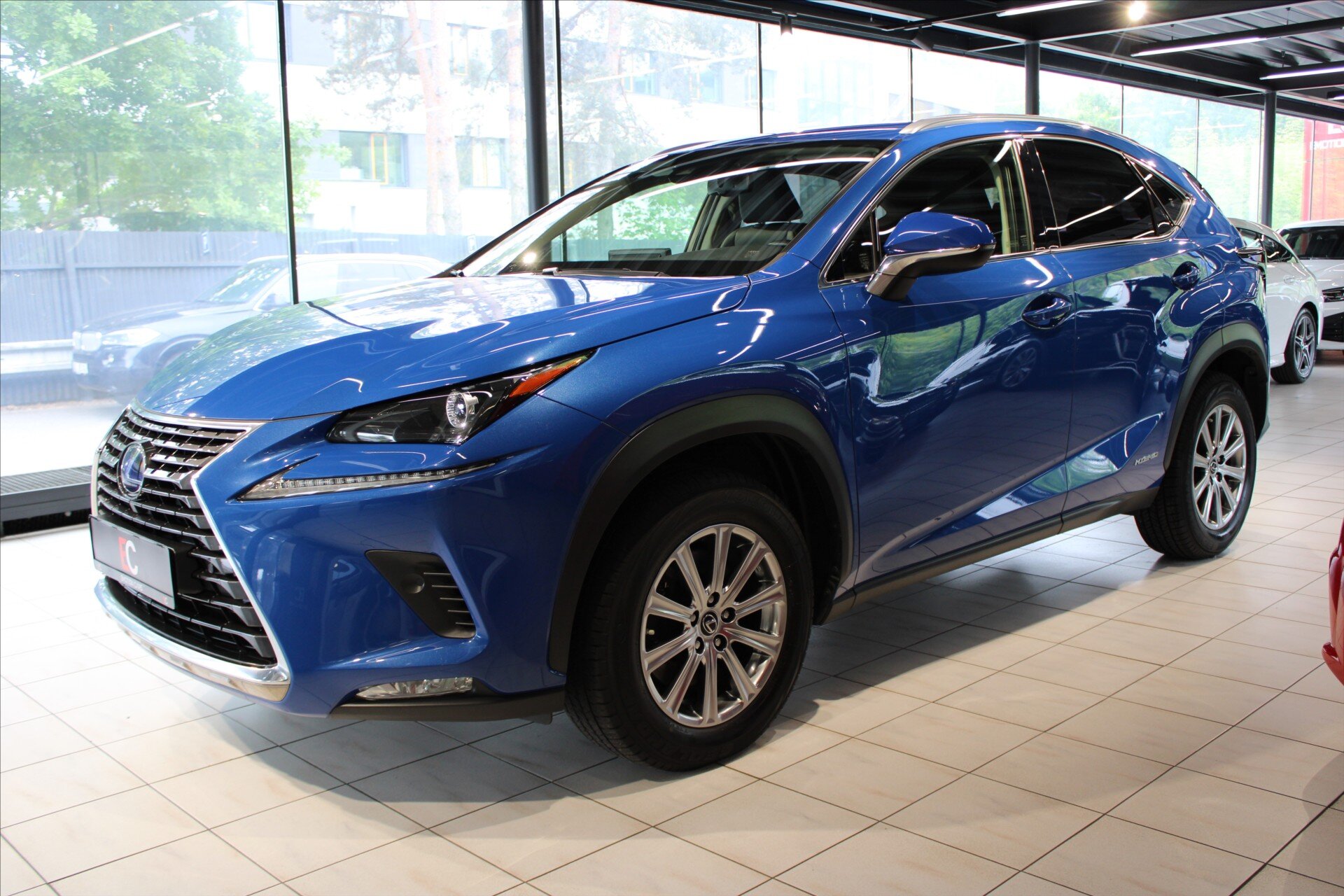 Lexus NX 300h SUV 2,5 l 145 kw