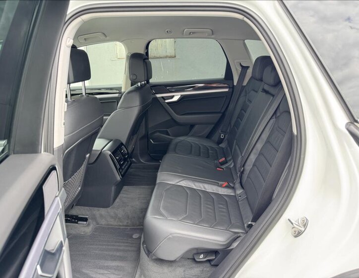 Volkswagen Touareg Kombi 3,0 l 210 kw