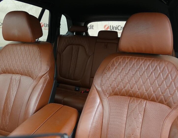 BMW X5 SUV / Terénní 3,0 l 250 kw