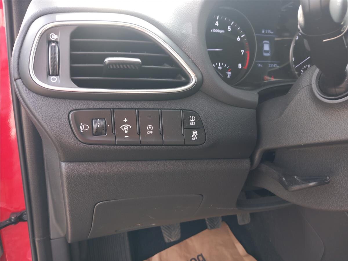 Hyundai i30 Kombi 998,0 88 kw