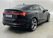 Audi e-tron SUV 0,0 370 kw