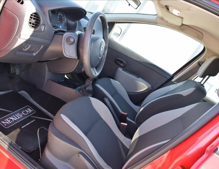 Renault Clio Kombi 1,1 l 74 kw