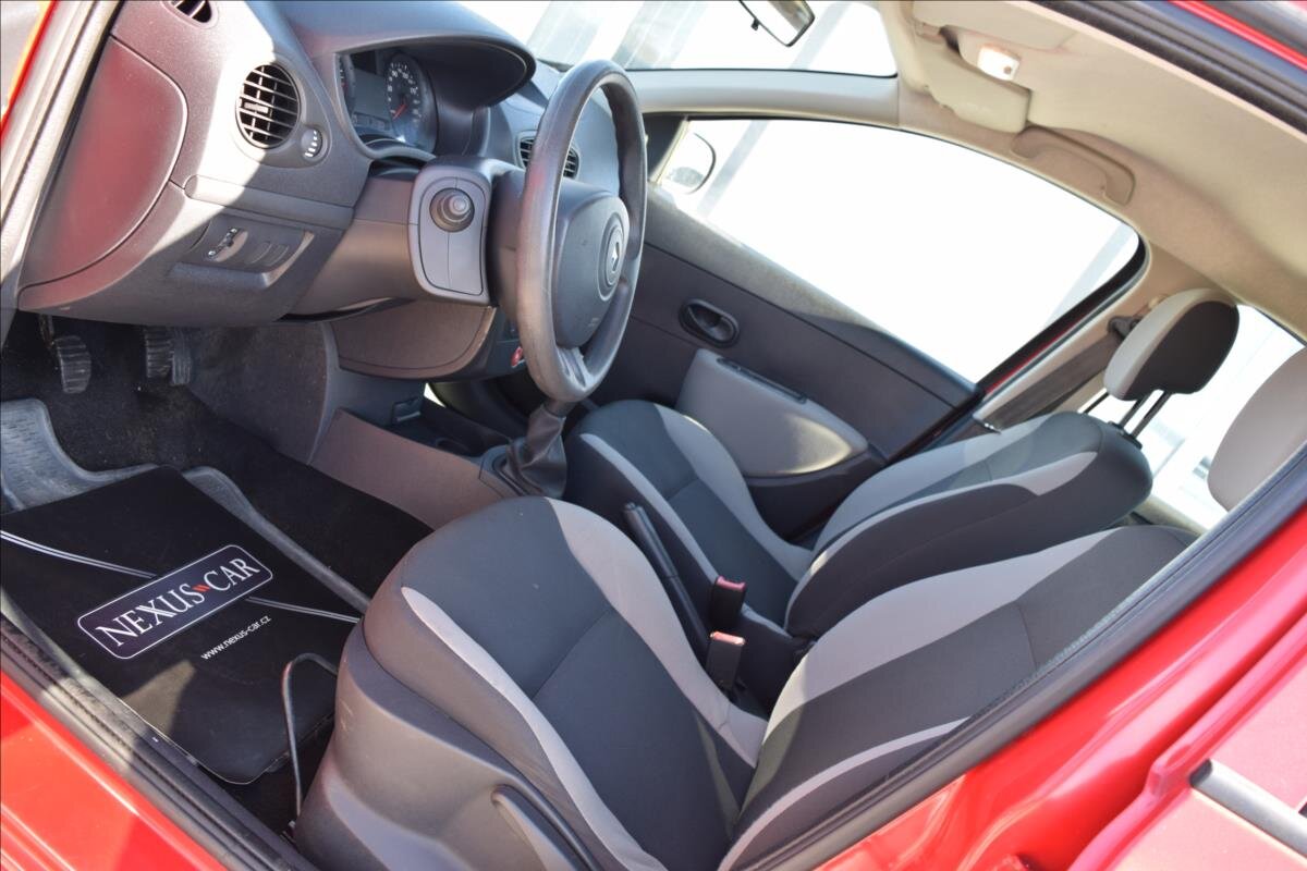 Renault Clio Kombi 1,1 l 74 kw