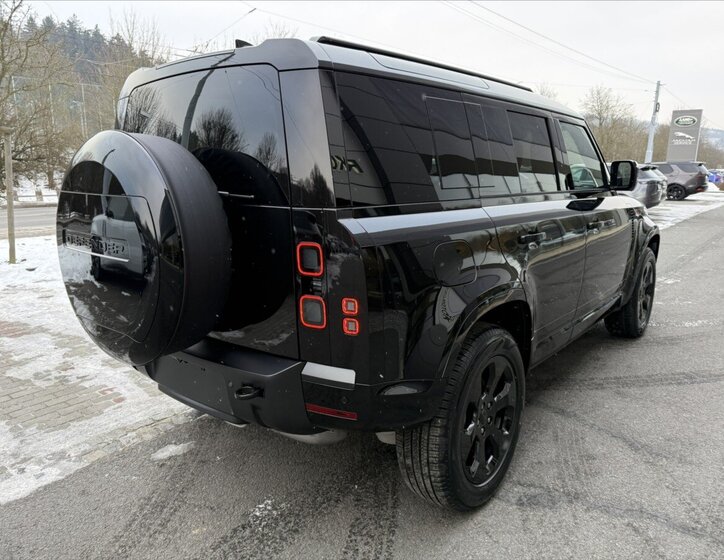 Land Rover Defender SUV 3,0 l 257 kw