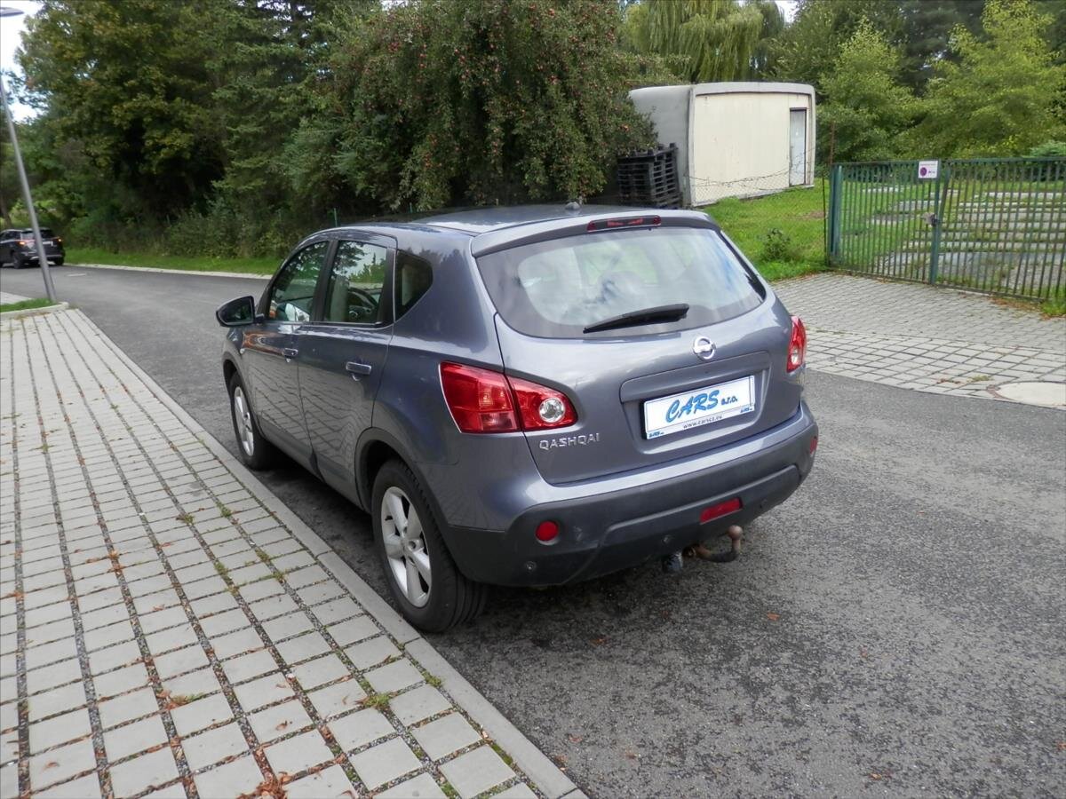 Nissan Qashqai Kombi 2,0 l 110 kw