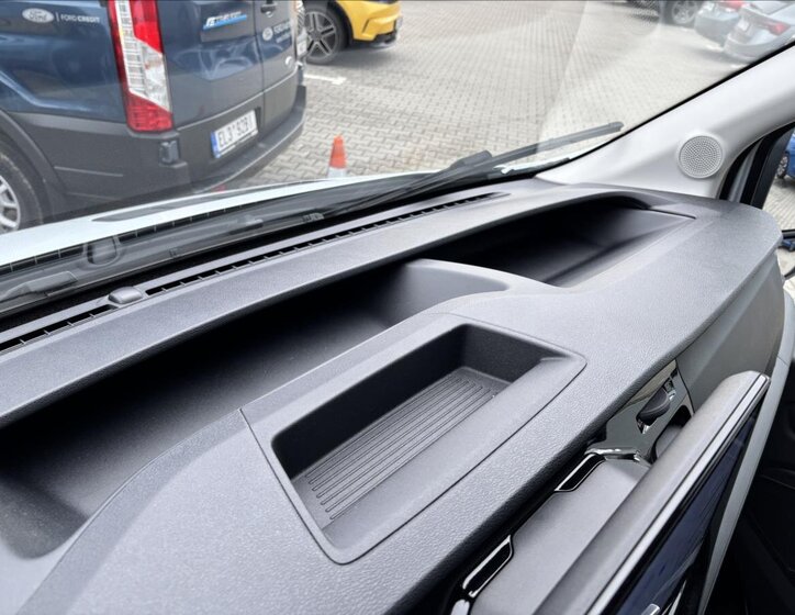 Ford Transit Skříň 2,0 l 96 kw