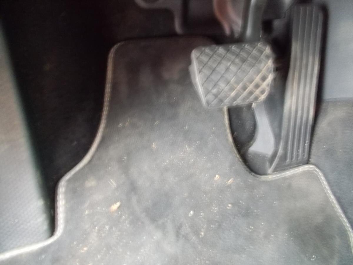 Volkswagen Touran MPV 2,0 l 103 kw