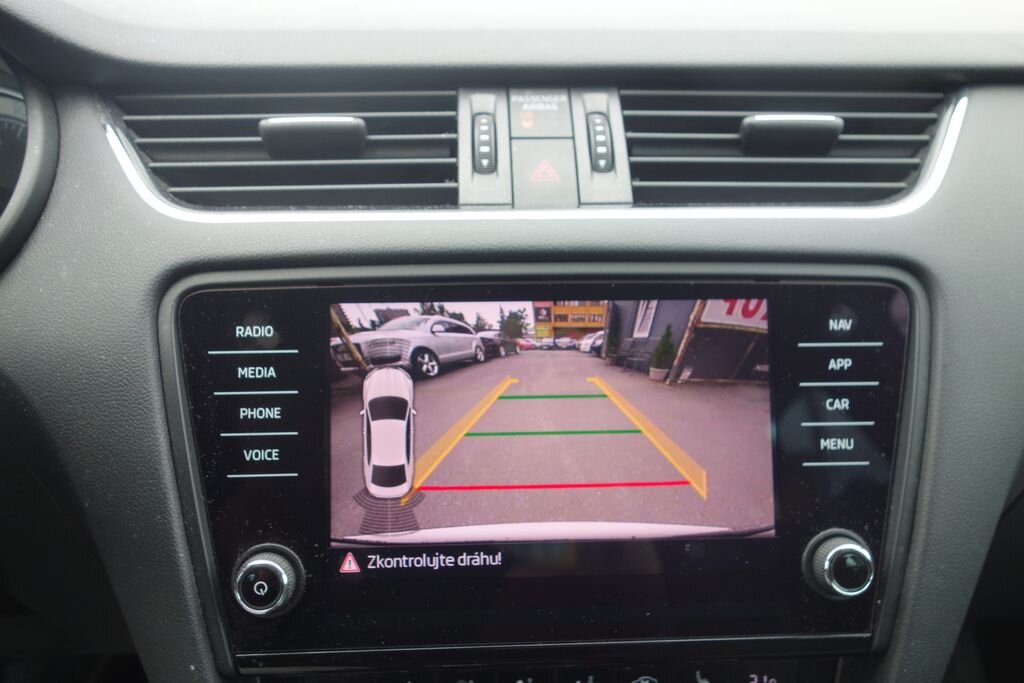 Škoda Octavia Sedan / Limuzína 2,0 l 110 kw