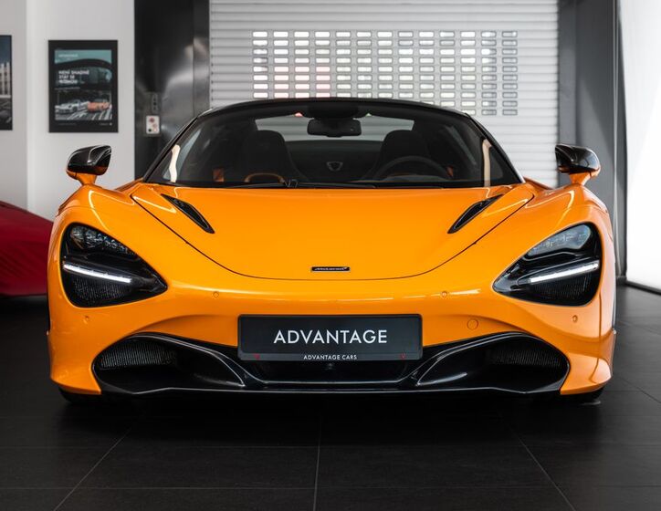 McLaren 720S 2
