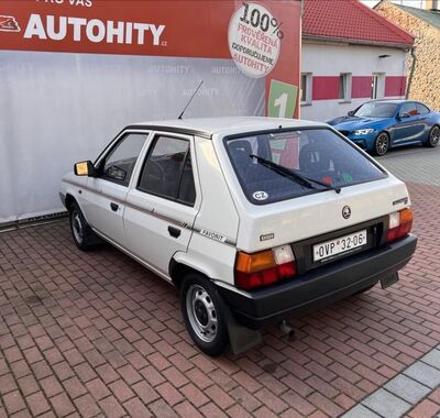 Škoda Favorit 7