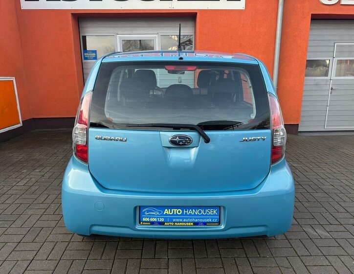 Subaru Justy 6