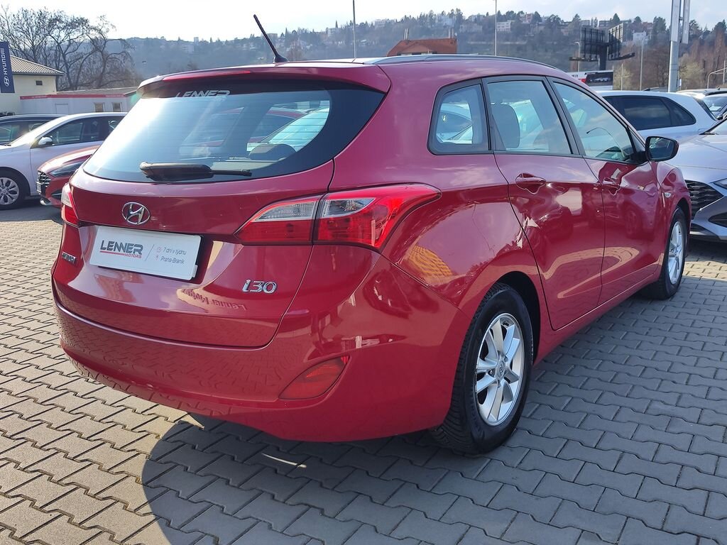 Hyundai i30 Kombi 1,4 l 73 kw