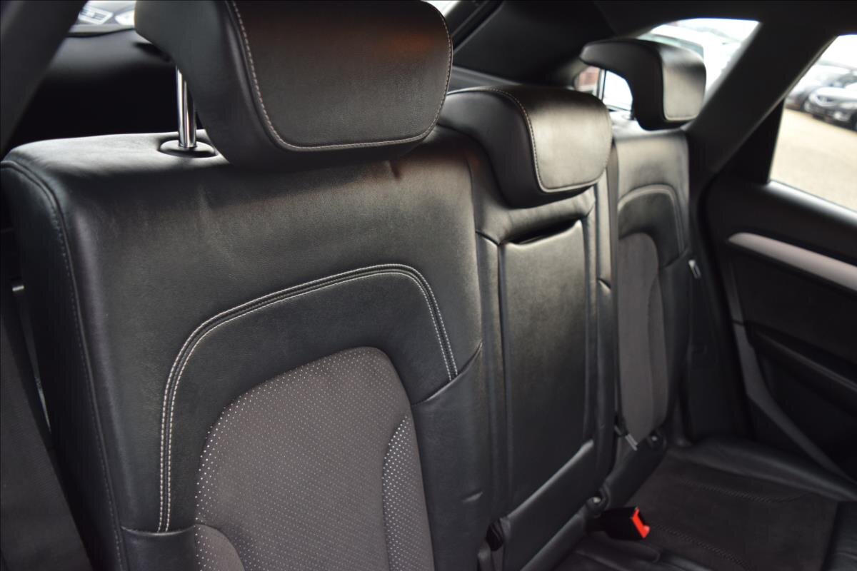 Audi Q5 SUV / Terénní 3,0 l 180 kw