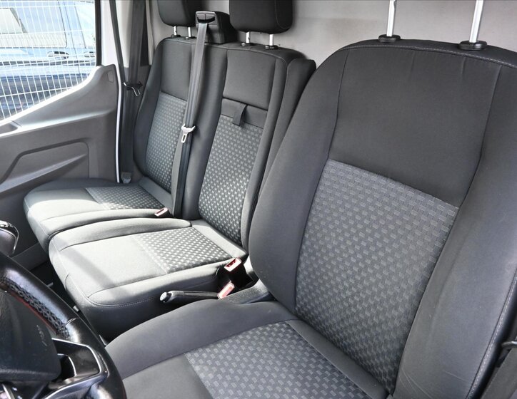 Ford Transit Skříň 2,0 l 96 kw