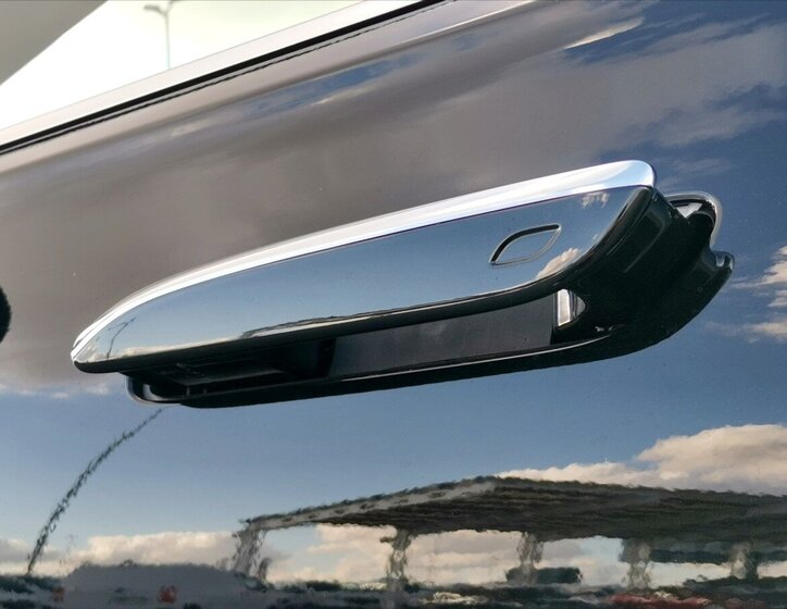 Mercedes-Benz Třídy S Ostatní 6,0 l 450 kw