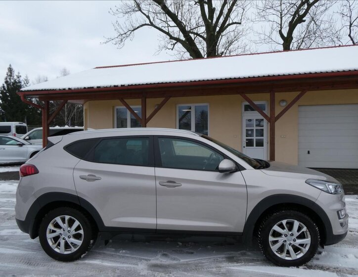 Hyundai Tucson 12
