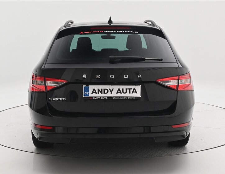 Škoda Superb Kombi 2,0 l 110 kw