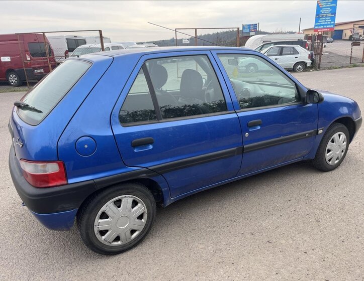 Citroën Saxo Hatchback 1,1 l 40 kw