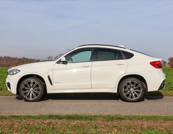 BMW X6 4