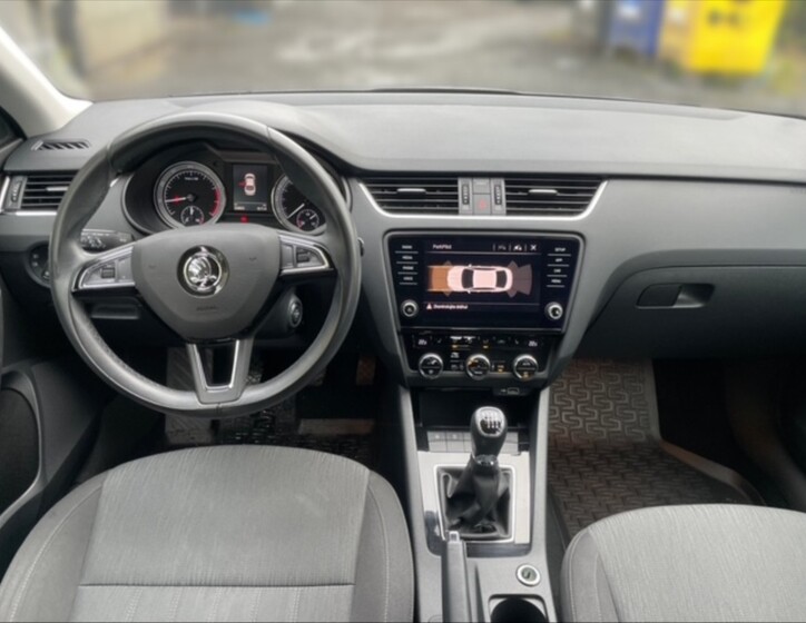 Škoda Octavia 9