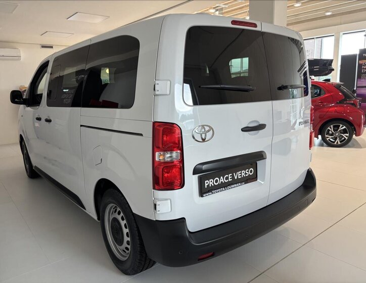 Toyota ProAce 4