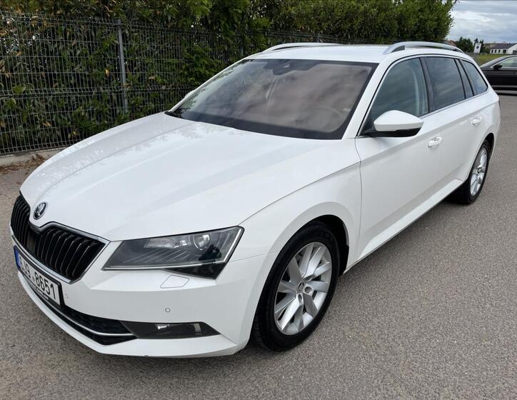 Škoda Superb 1