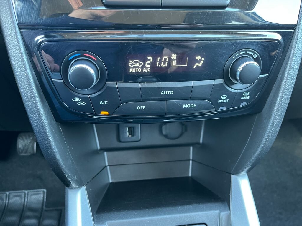 Suzuki Vitara SUV / Terénní 1,6 l 88 kw