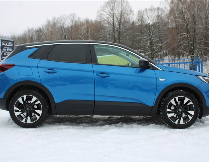 Opel Grandland X SUV 2,0 l 130 kw