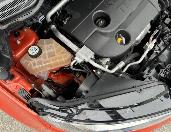 Ford EcoSport MPV 1,5 l 88 kw