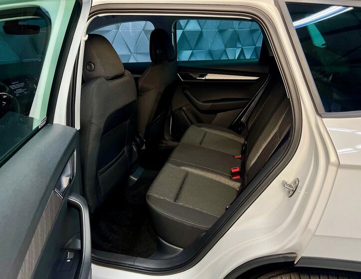 Škoda Karoq SUV / Terénní 1,5 l 110 kw