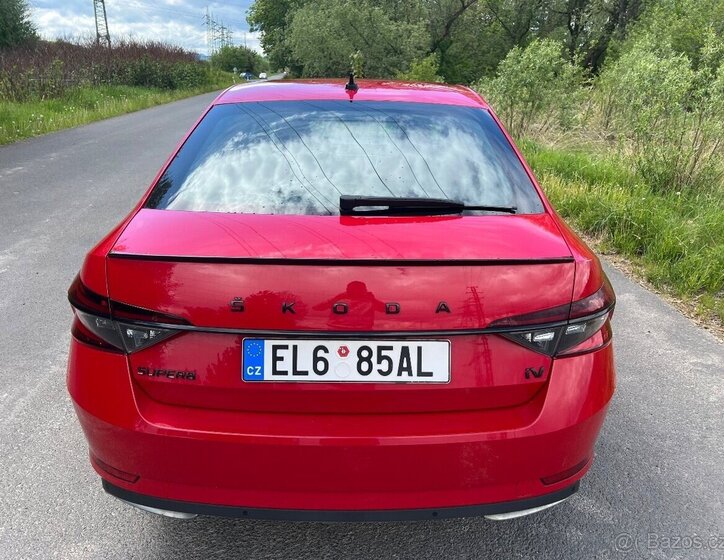 Škoda Superb Sedan / Limuzína 0,0 160 kw