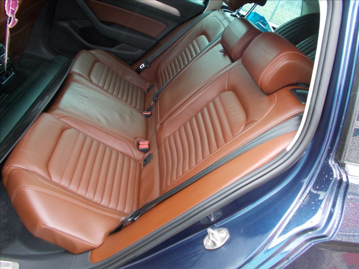 Volkswagen Passat Kombi 1,4 l 110 kw