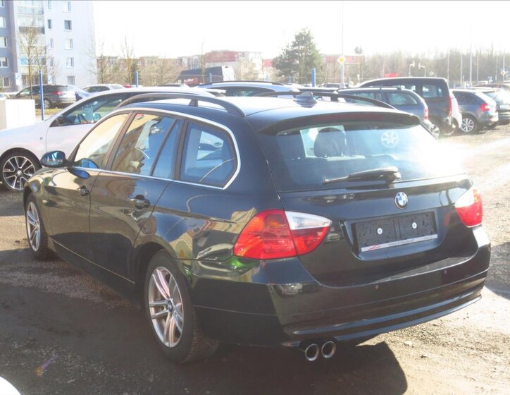 BMW Řada 3 Kombi 2,5 l 160 kw