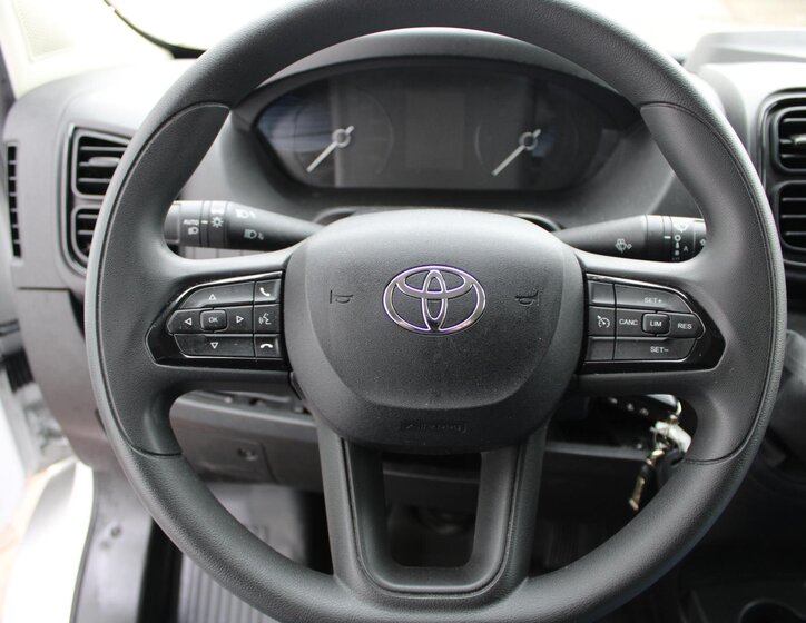 Toyota Proace Max Užitková 2,2 l 88 kw