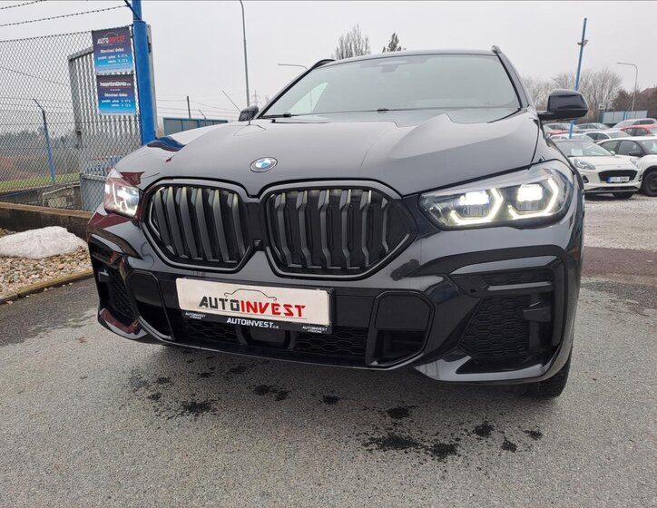 BMW X6 SUV 3,0 l 210 kw